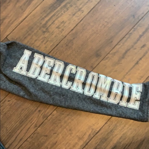 Abercrombie pants - Picture 2 of 3